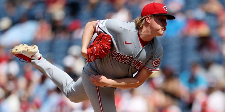 noticia-mlb-Rojos-aseguran-ansiada-serie-fuera-de-casa-con-una