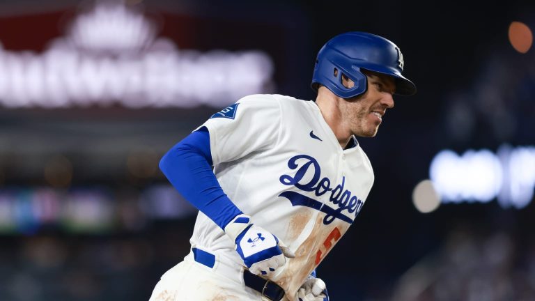 Freddie-Freeman-lo-gana-con-jonron-de-oro-0606202