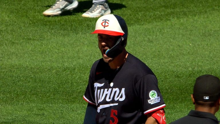 Los-Twins-anotan-tres-para-ganar-con-una-remontada