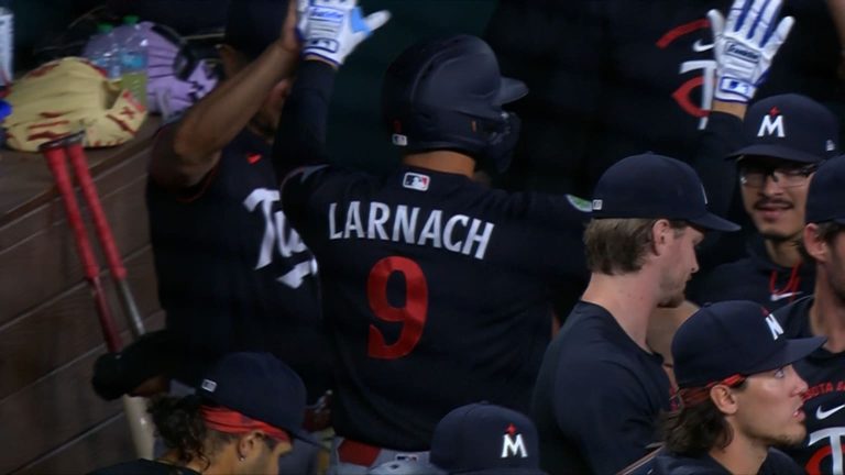 Trevor-Larnach-pega-4-hits-contra-los-Rangers-160