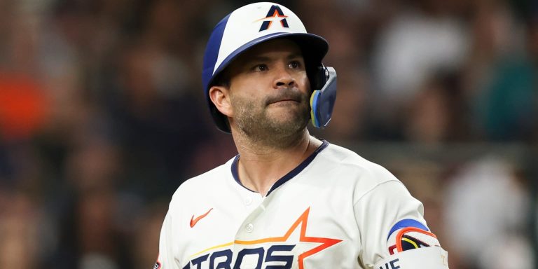 noticia-mlb-Altuve-vuelve-a-la-alineacion-de-Astros-tras-una-r