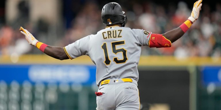 noticia-mlb-Cruz-aporta-el-batazo-clave-y-los-Piratas-extiende