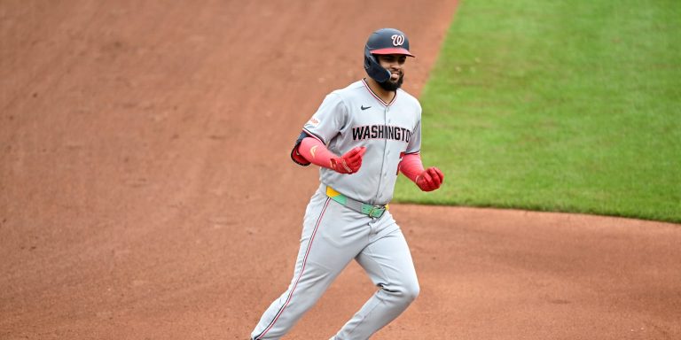noticia-mlb-Dos-jonrones-mas-de-Garcia-Jr