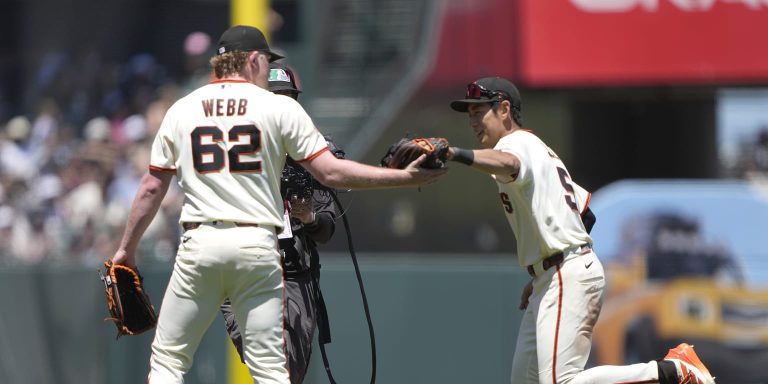 noticia-mlb-Espectacular-atrapada-de-Lee-respalda-gran-labor-d