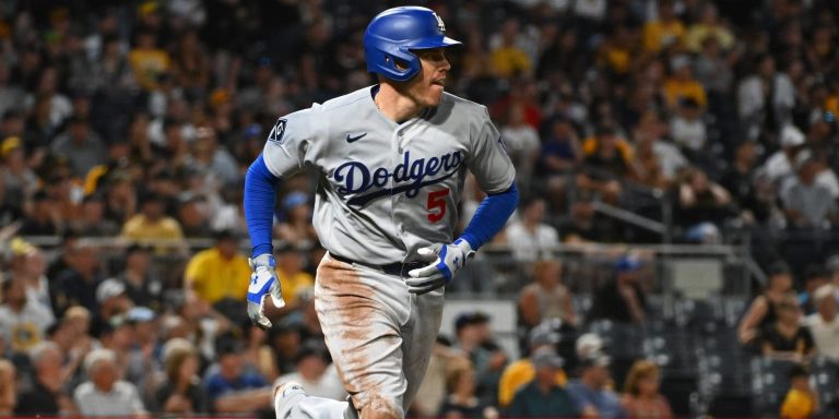 noticia-mlb-Freeman-el-unico-activo-con-2500-hits-ahora