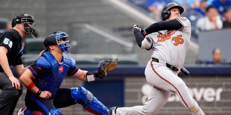 noticia-mlb-Gran-noche-de-Rutschman-HR-5-CI-lidera-ataque-o