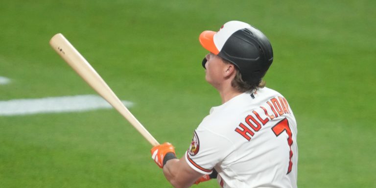 noticia-mlb-Holliday-se-roba-el-show-en-la-Noche-de-Bark-at-th