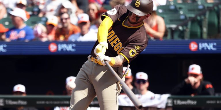noticia-mlb-Merrill-encabeza-ataque-de-5-HR-de-los-Padres-en-s