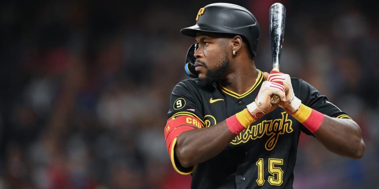 noticia-mlb-Piratas-inhabilitan-a-Oneil-Cruz-por-fracturas-en-