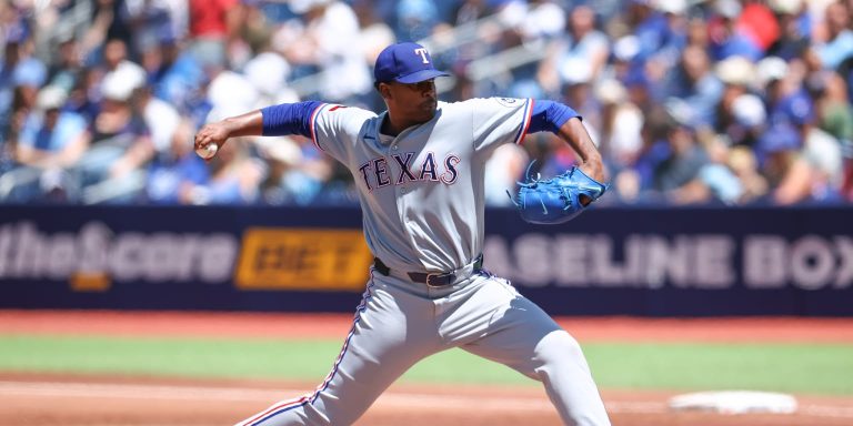 noticia-mlb-Rocker-responde-con-una-apertura-de-calidad-para-d