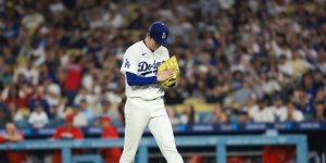 noticia-mlb-Sasaki-brilla-con-10-ponches-y-Freeman-pega-HR-de-