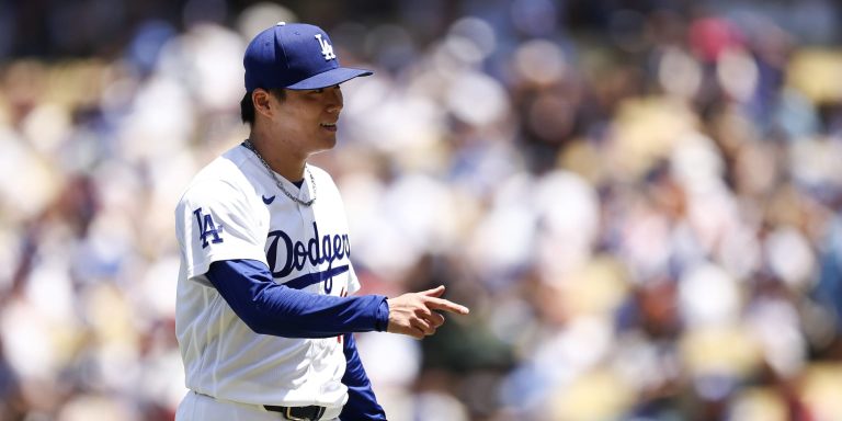noticia-mlb-Yamamoto-poncha-a-10-y-Dodgers-pintan-de-blanco-a-