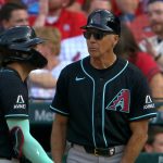 Adrian-Del-Castillo-empuja-con-sencillo-en-el-8vo-