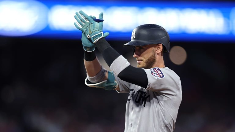 Cody-Bellinger-pega-sencillo-de-dos-carreras-1407