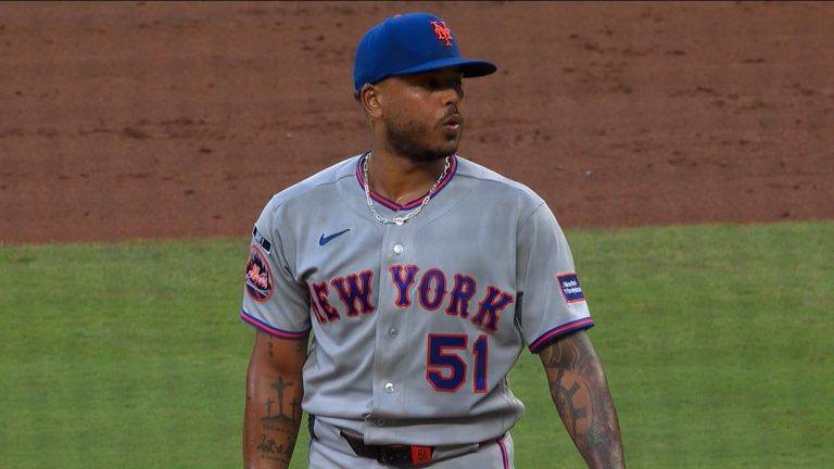 Freddy-Peralta-brilla-con-seis-ponches-vs
