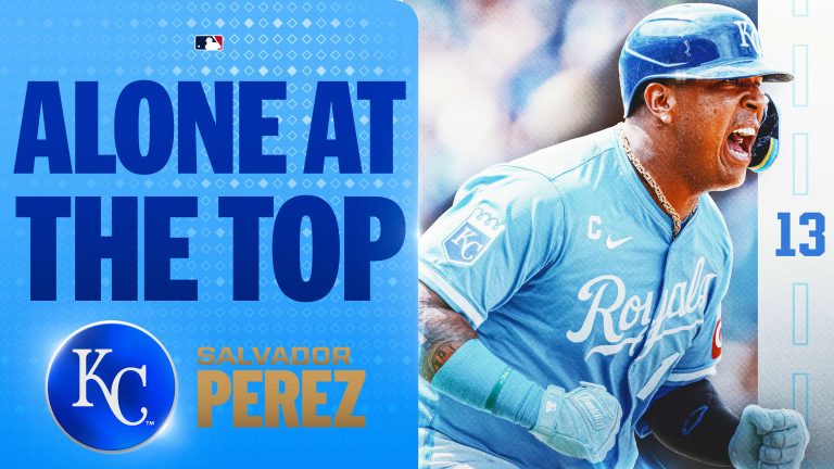 Salvador-Perez-da-su-jonron-318-para-Reales-25072