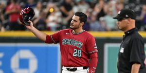 noticia-mlb-Arenado-conecta-un-doble-y-se-convierte-en-el-sext