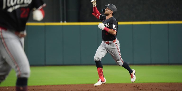 noticia-mlb-Clemens-brilla-con-su-tercer-jonron-en-Houston-ant
