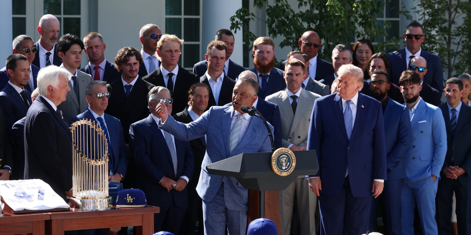 noticia-mlb-Dodgers-celebran-en-la-Casa-Blanca-sus-titulos-con