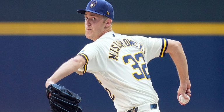 noticia-mlb-No-es-tu-imaginacion-Los-pitchers-estan-tirando-m