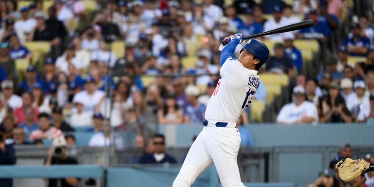 noticia-mlb-Ohtani-queda-a-un-jonron-de-otro-hito-tras-conecta