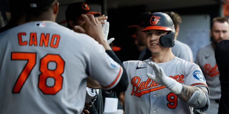 noticia-mlb-Orioles-inician-semana-crucial-con-tres-jonrones-y