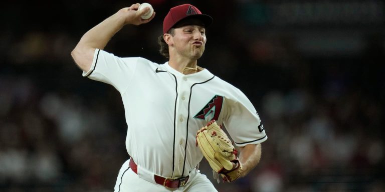 noticia-mlb-Pfaadt-brilla-ante-Gigantes-en-solido-regreso-con-