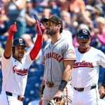 Jose-Ramirez-pega-hit-remolcador-20082026