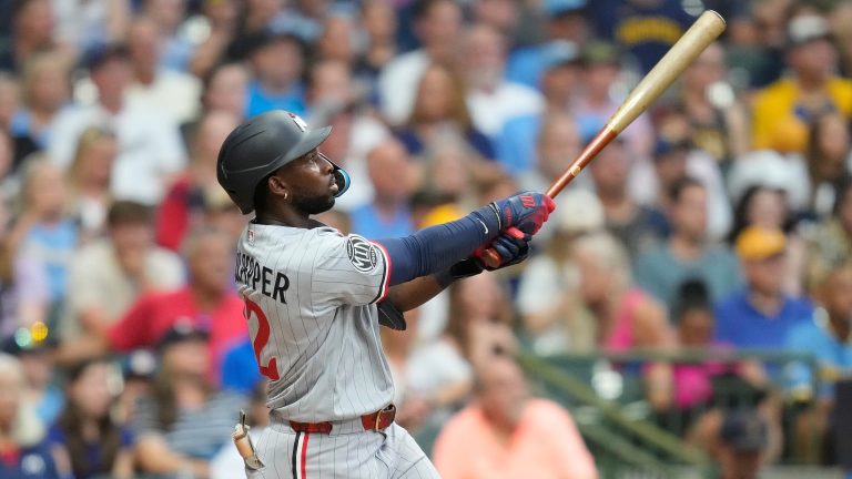 Kaelen-Culpepper-conecta-HR-en-su-debut-en-MLB-07