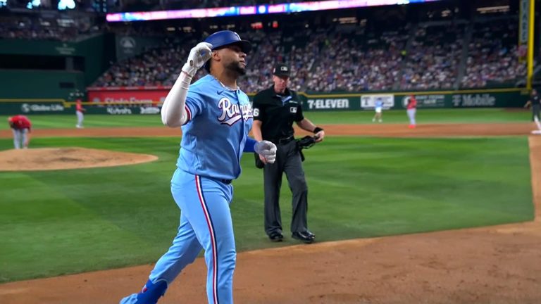 Los-Rangers-conectan-dos-jonrones-ante-los-Angelin