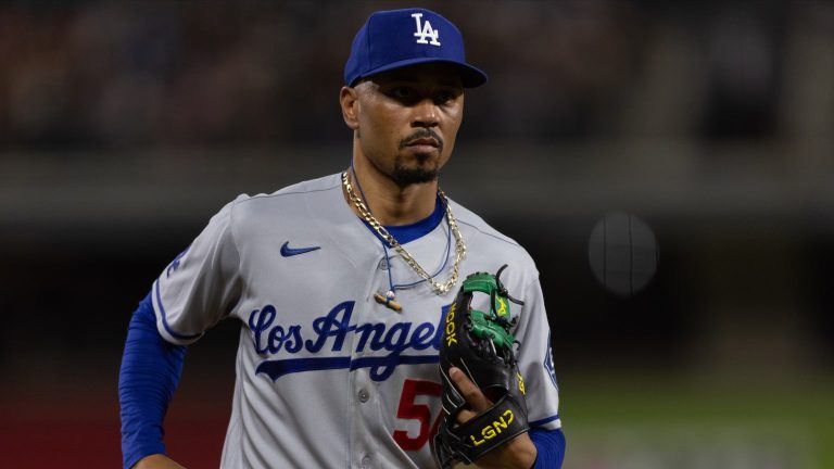 Mookie-Betts-se-luce-con-excelente-fildeo-17082