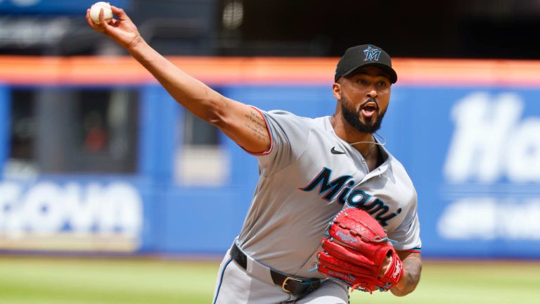 Sandy-Alcantara-cuelga-6-ceros-y-poncha-a-cinco-0