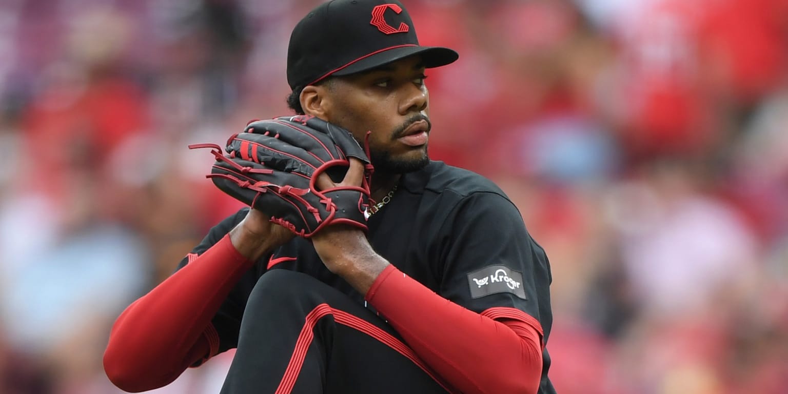 noticia-mlb-Hunter-Greene-se-sometera-a-una-cirugia-en-el-codo