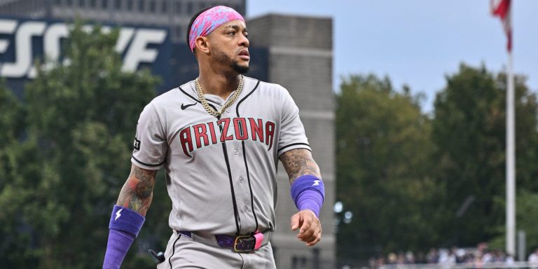noticia-mlb-Lovullo-comedido-a-la-hora-de-hablar-de-Marte-y-el