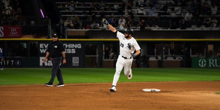 noticia-mlb-Otro-novato-de-Medias-Blancas-hace-historia-con-jo