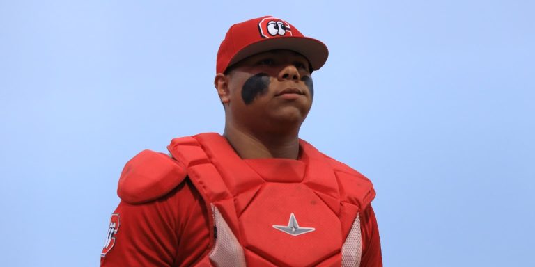 noticia-mlb-Regreso-con-todo-Alfredo-Duno-conecta-tres-hits-en