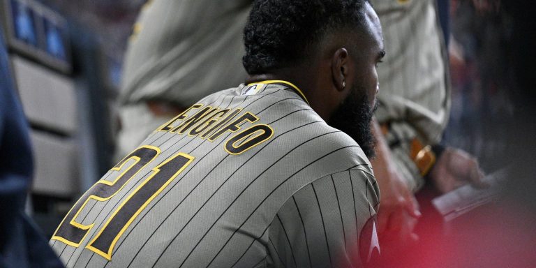 noticia-mlb-Rengifo-sufre-lesion-en-la-rodilla-durante-insolit