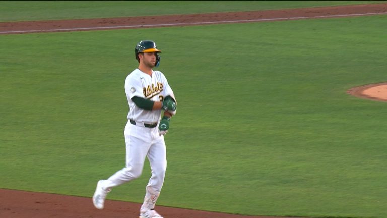Max-Muncy-conecta-sencillo-remolcador-11092026