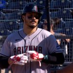 Sencillo-remolcador-de-Nolan-Arenado-07092026