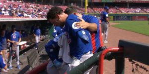 noticia-mlb-Bregman-abandona-el-partido-tras-ser-golpeado-por-