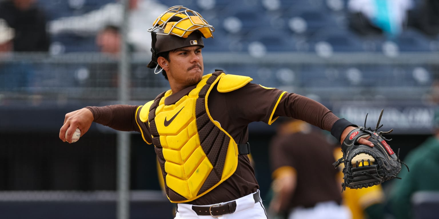 noticia-mlb-Padres-suben-a-su-principal-prospecto-Ethan-Salas