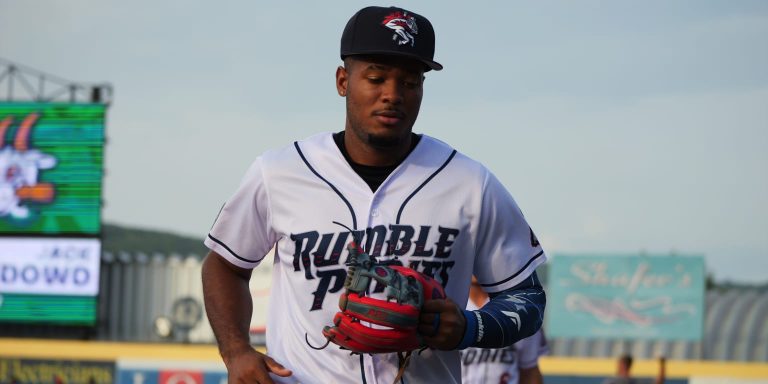 noticia-mlb-Rojas-continua-su-gran-campana-con-1ra-jornada-de-