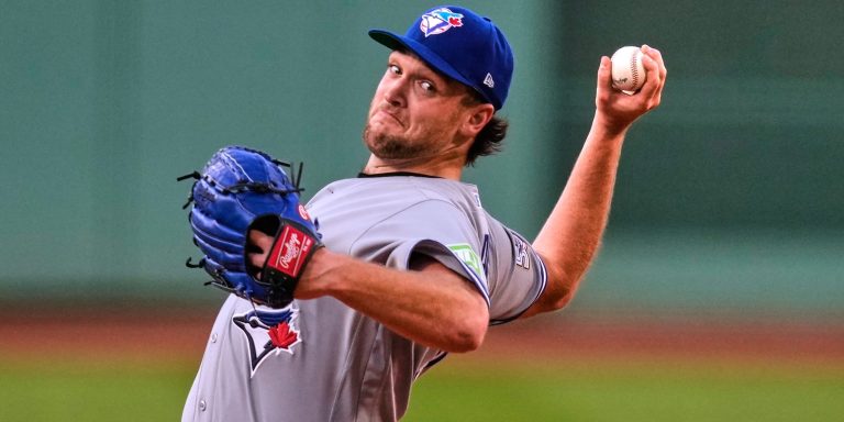 noticia-mlb-Yesavage-tomara-otro-paso-en-su-recuperacion-de-su