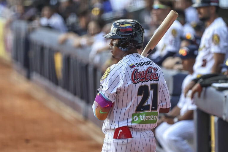 Alcantara_Marvin_01_Abrir