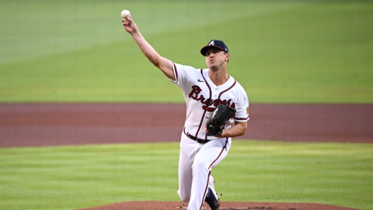 Tyler-Mahle-lanza-6