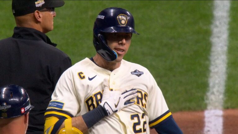 Yelich-prende-la-pizarra-con-triple-remolcador-23