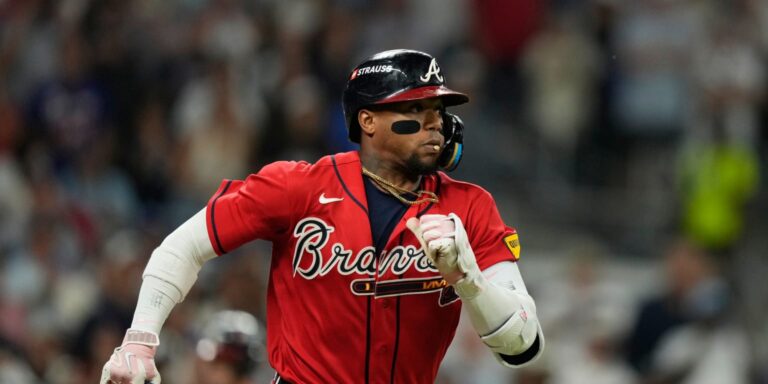 noticia-mlb-Acuna-regresa-al-jardin-derecho-de-Bravos-para-el-
