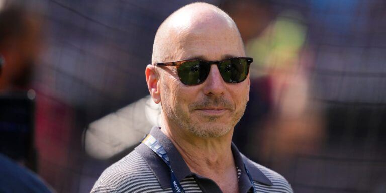noticia-mlb-Cashman-regresara-para-su-30ma-temporada-como-gere