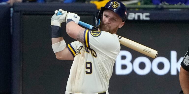 noticia-mlb-Con-un-turno-PICO-de-Bauers-Cerveceros-descifran-