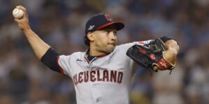 noticia-mlb-Daniel-Espino-del-abismo-con-las-lesiones-a-ser-u